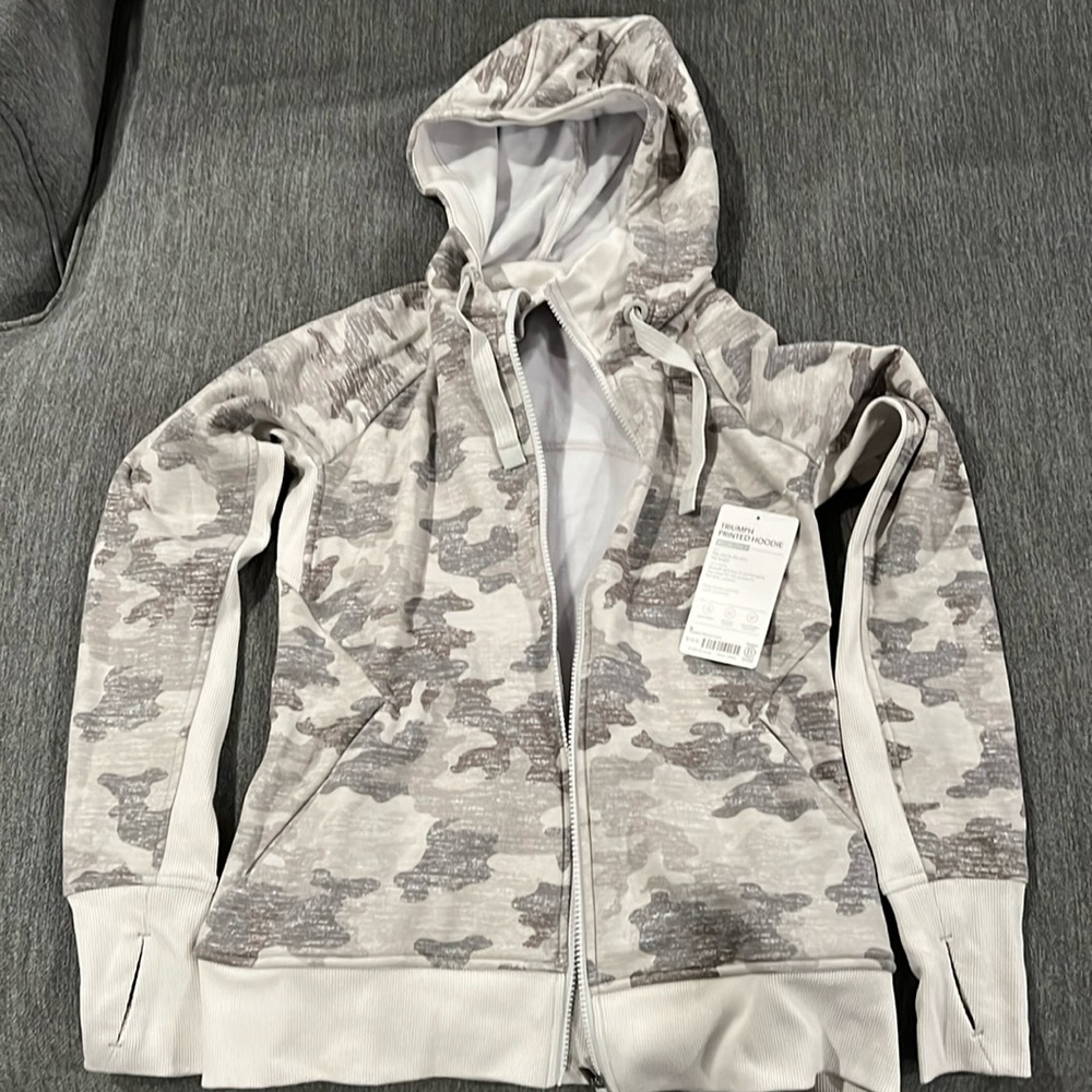 Athleta zip up triumph camo hoodie- new with tags!